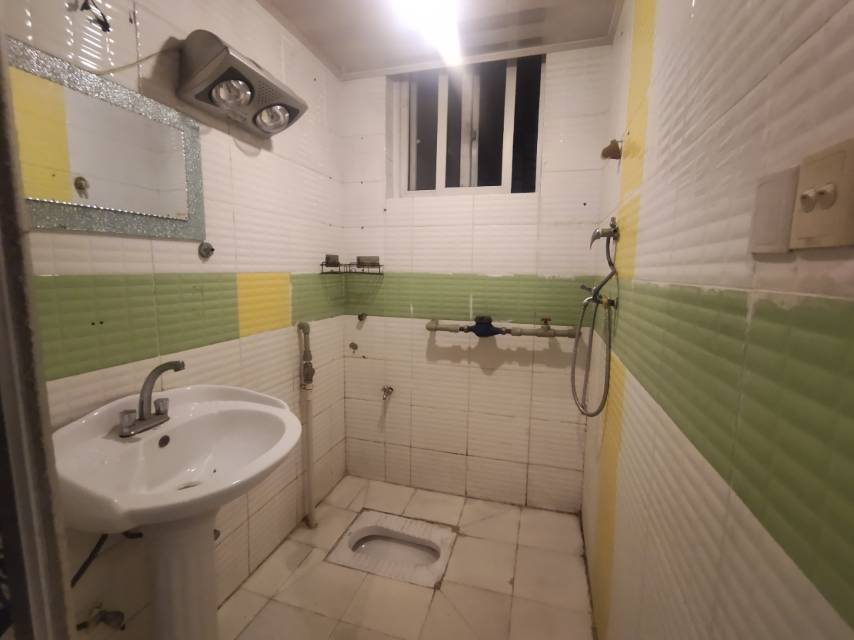 绵阳峻峰金岸，1室1厅1卫，37.00㎡，简装，租金1100.00元/月 绵阳二手房