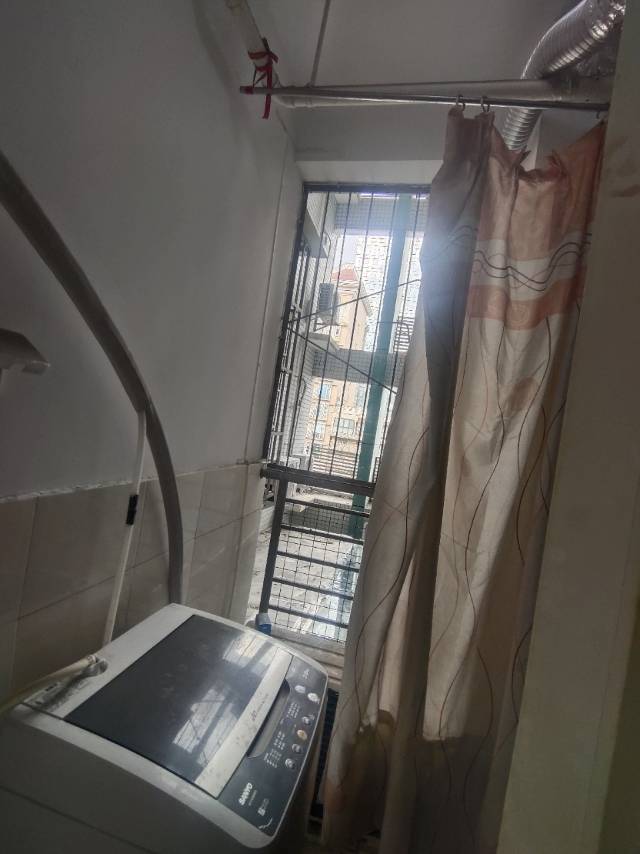 绵阳峻峰金岸，2室2厅1卫，95㎡，租金1500元/月 绵阳租房