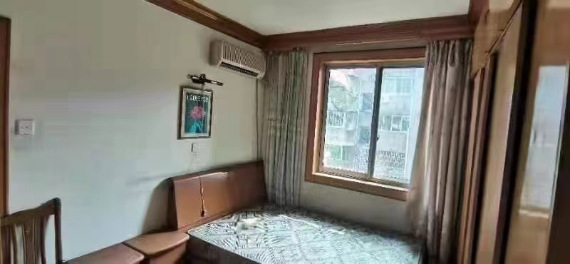 绵阳民航飞行学院家属院，2室1厅1卫，66.67㎡，普装，租金1000元/月 绵阳租房