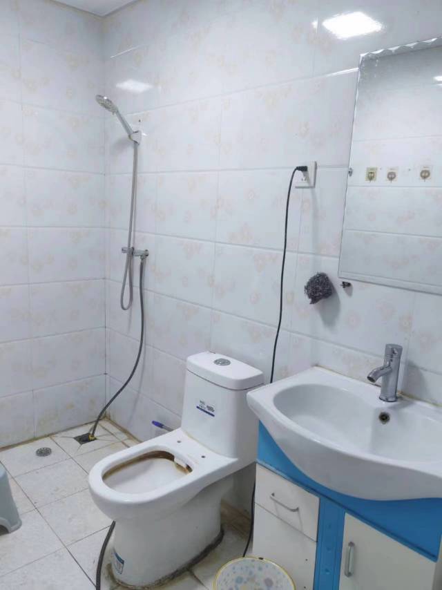 绵阳金菊家苑，2室1厅1卫，89㎡，租金1500元/月 绵阳租房