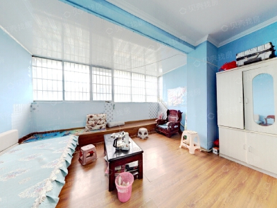 南岸丽景，3室3厅2卫，150.00㎡，普装，租金1300.00元/月