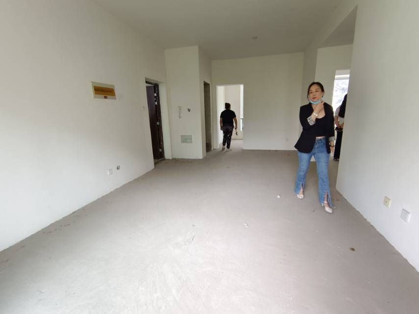 绵阳新城一号，3室2厅1卫，90㎡，售价28万 绵阳二手房