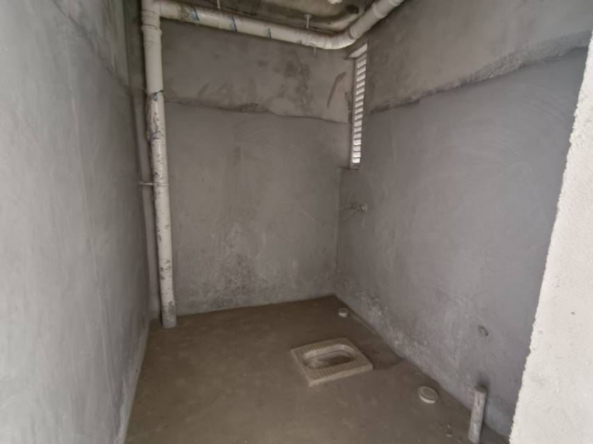 绵阳新城一号，3室2厅1卫，90㎡，售价28万 绵阳二手房