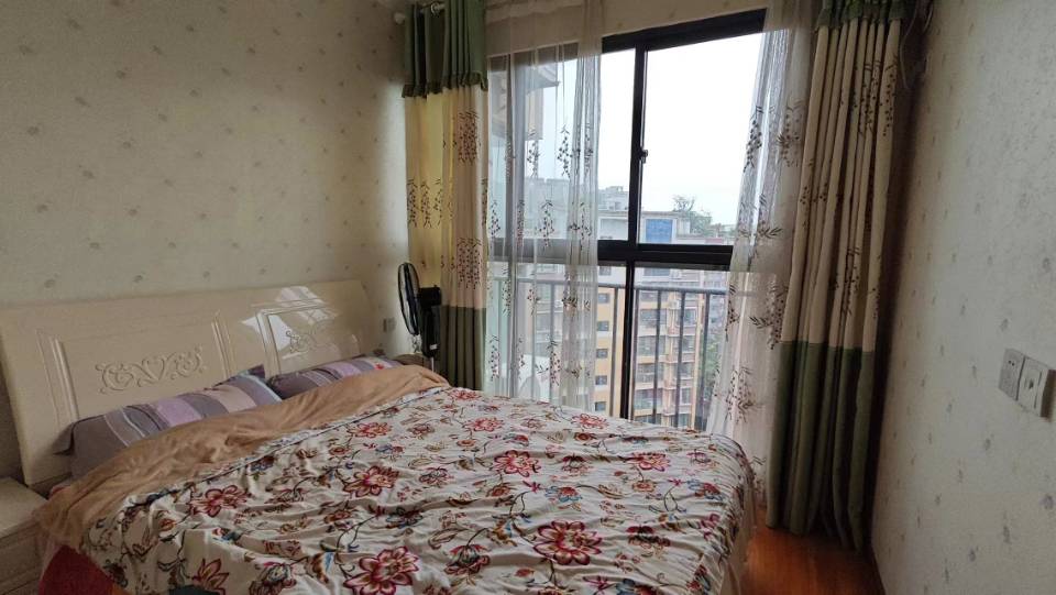 绵阳喜来公社，3室2厅1卫，91.00㎡，精装，售价81.5万 绵阳二手房