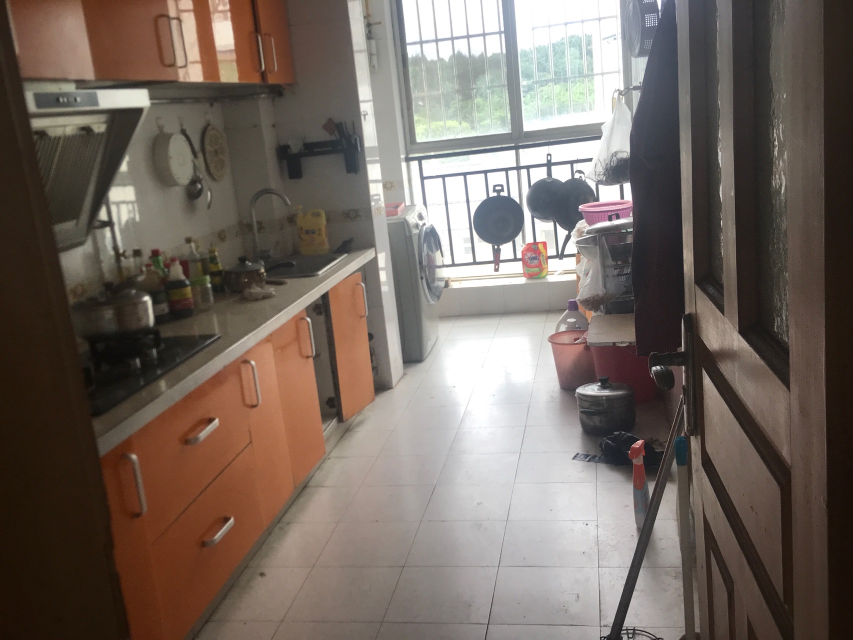 绵阳康华小区，3室2厅1卫，162.5㎡，售价35.00万 绵阳二手房