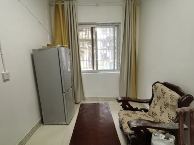 756家属区，2室1厅1卫，54㎡，普装，租金1100元/月