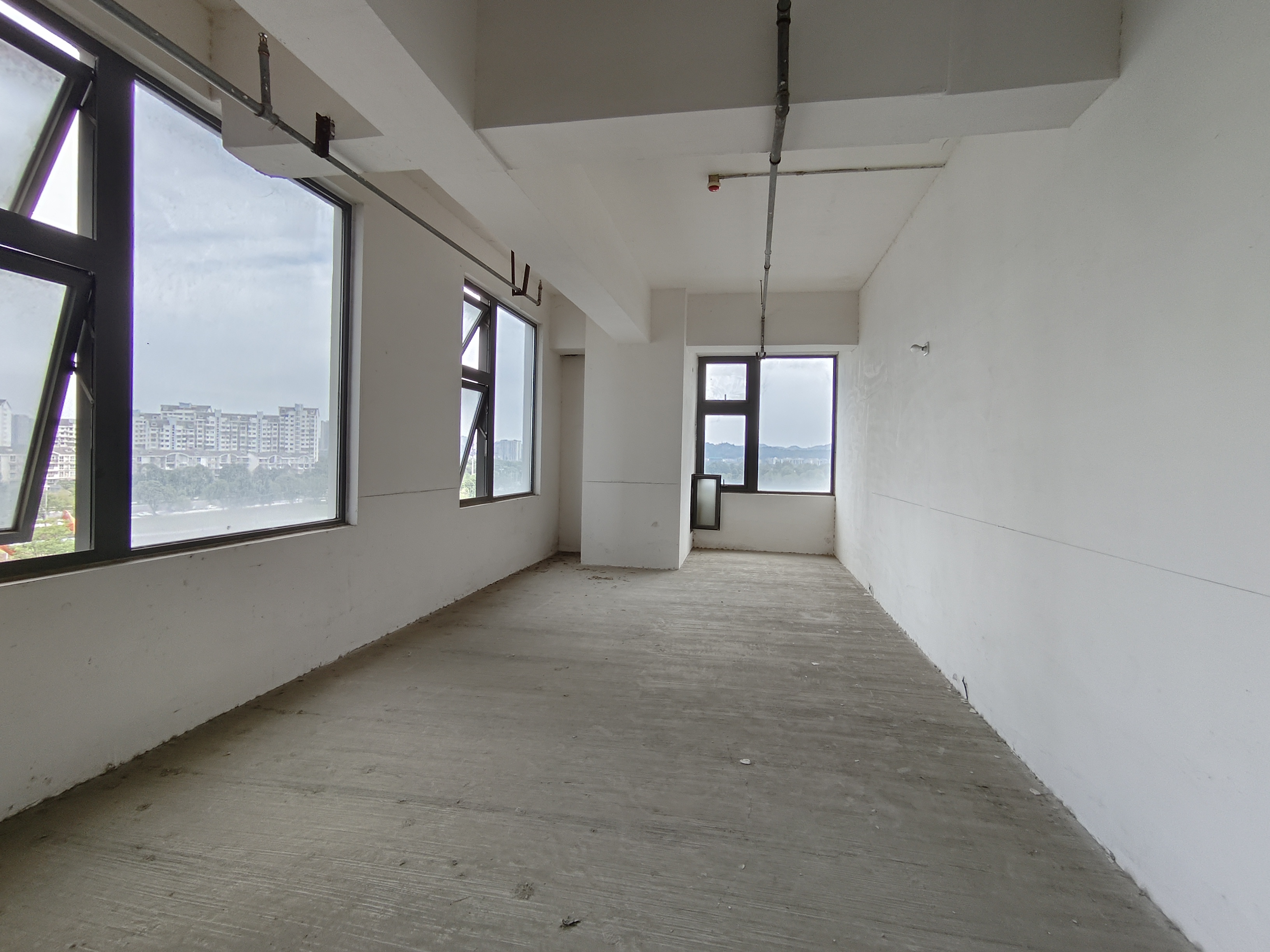 绵阳万达SOHO，1室1厅1卫，58㎡，租金500元/月 绵阳租房