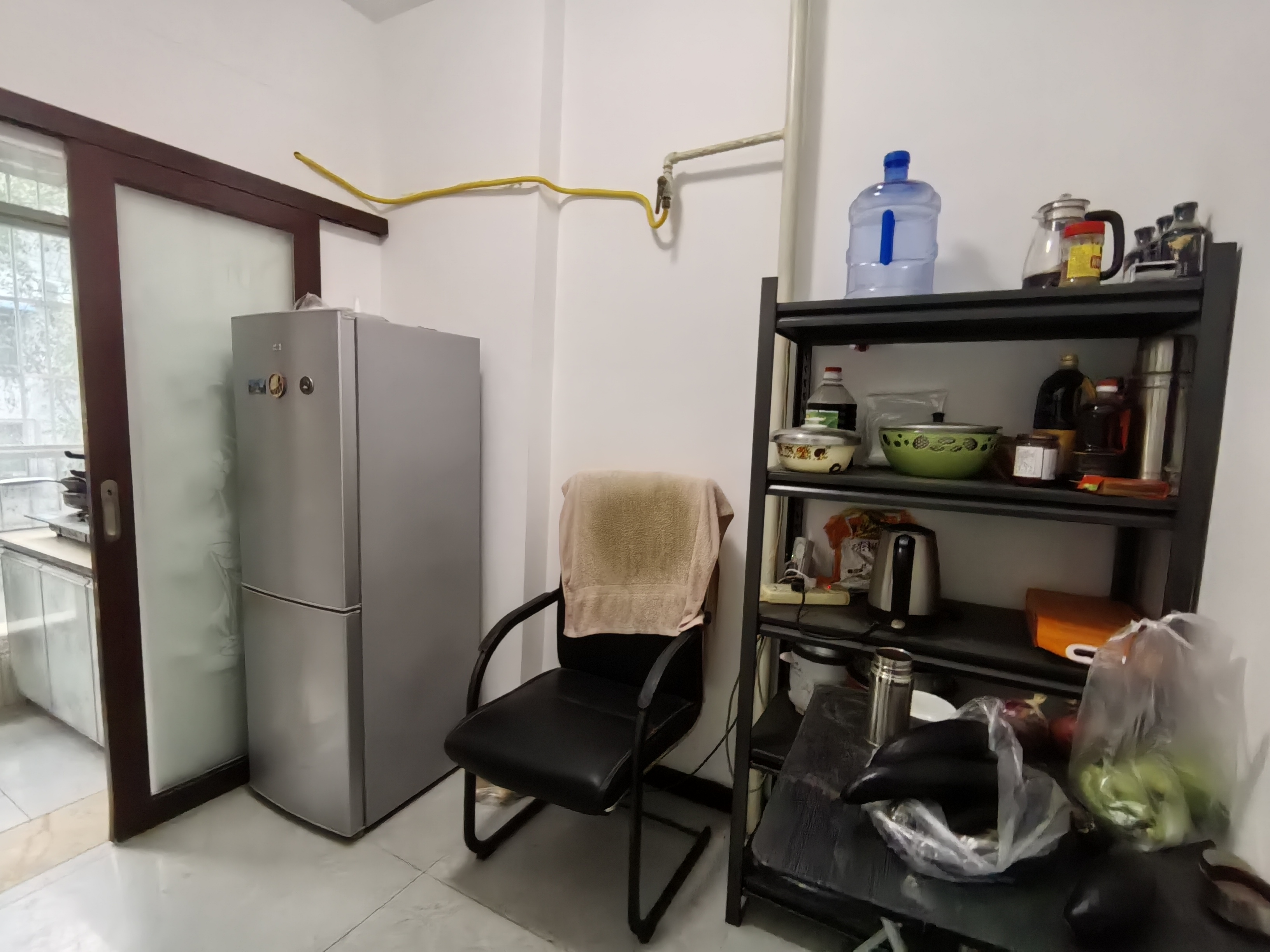 绵阳756家属区，3室1厅1卫，70㎡，普装，租金700元/月 绵阳租房