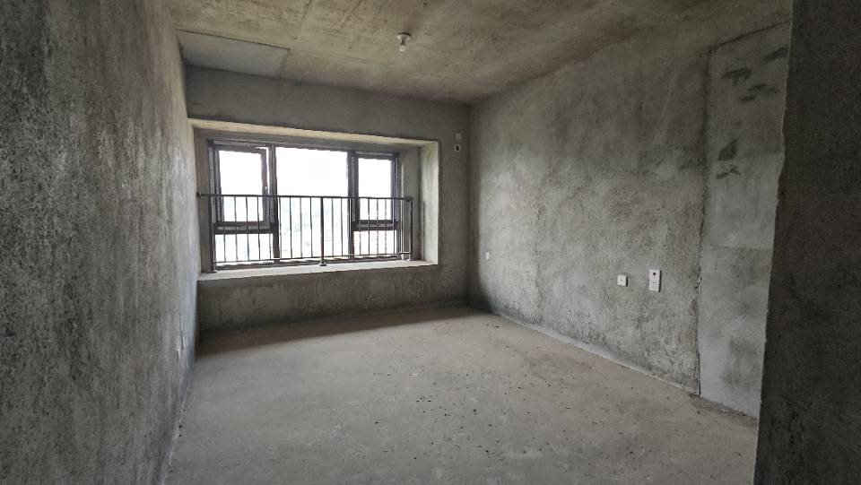 绵阳融创九阙府，4室2厅2卫，129.00㎡，毛坯，售价59万 绵阳二手房