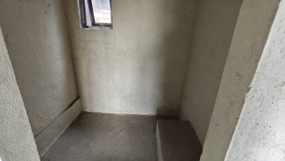 绵阳融创九阙府，4室2厅2卫，129.00㎡，毛坯，售价59万 绵阳二手房