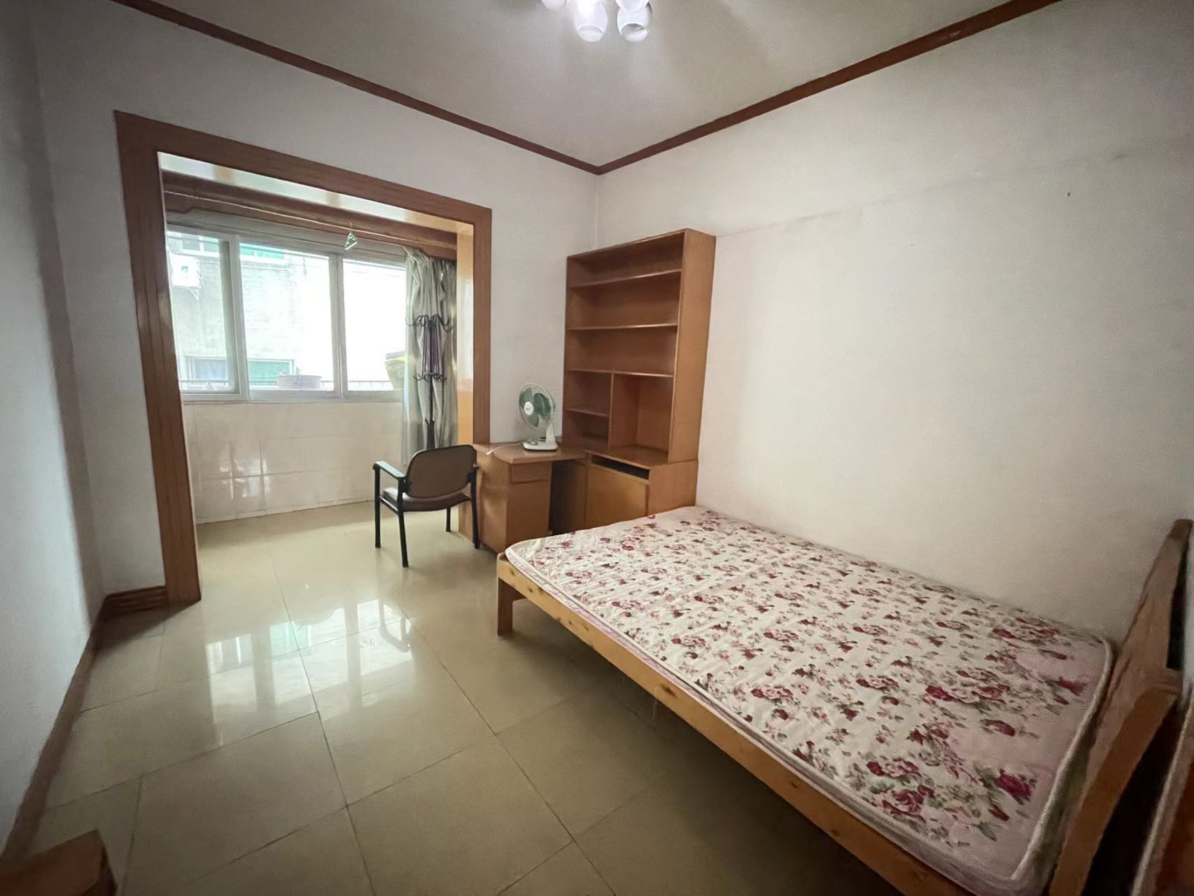 绵阳民航飞行学院家属院，3室2厅1卫，75.52㎡，普装，租金850元/月 绵阳二手房