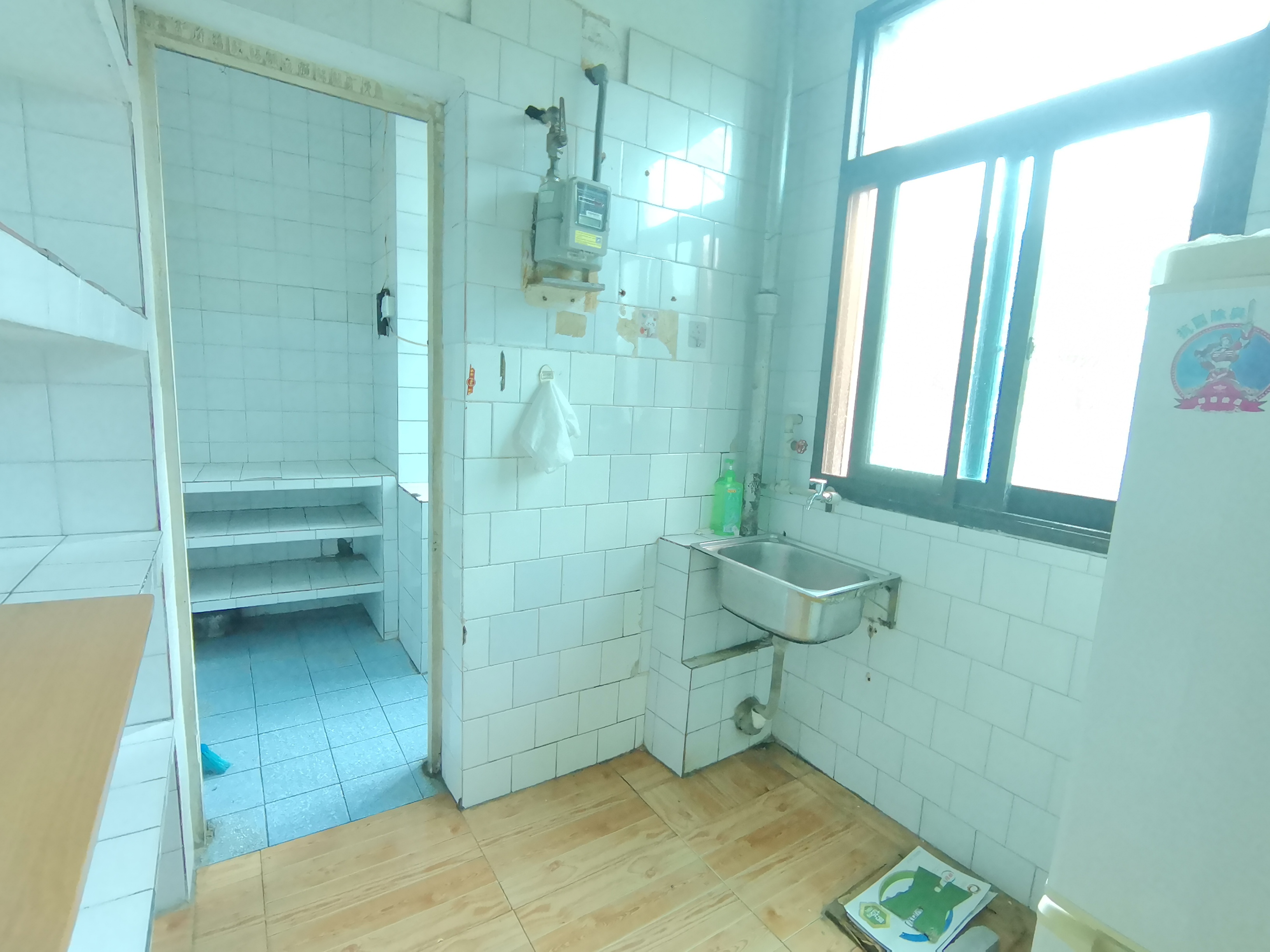 绵阳756家属区，2室1厅1卫，70.00㎡，普装，租金1100.00元/月 绵阳二手房