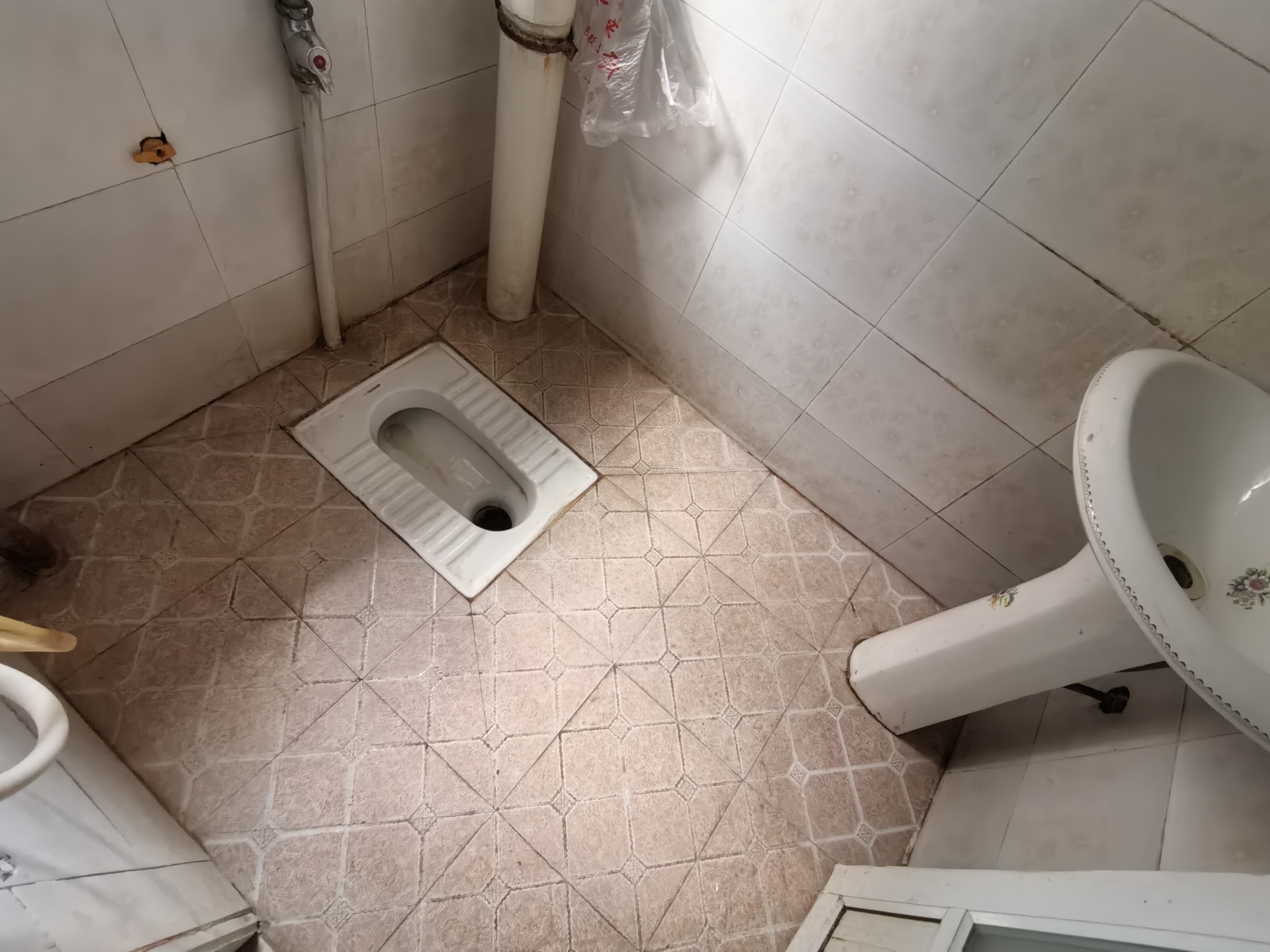 绵阳安昌苑，2室1厅1卫，59.5㎡，普装，租金1000元/月 绵阳租房