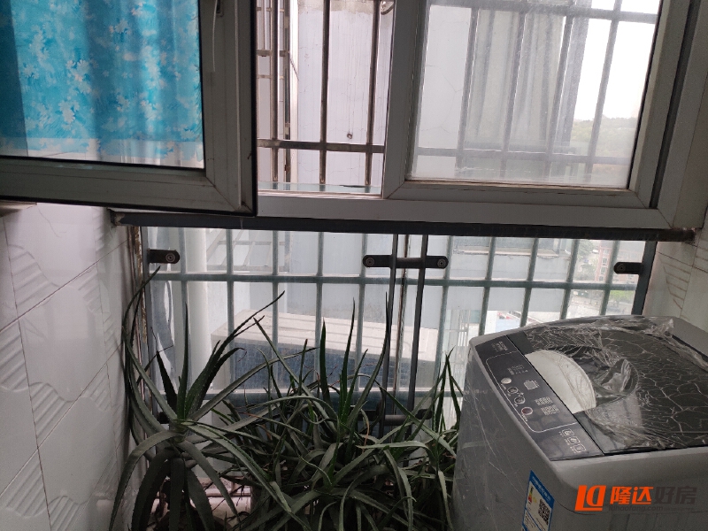 绵阳南湖汽车站片区 富临晶蓝湖两房1200元/月 绵阳租房
