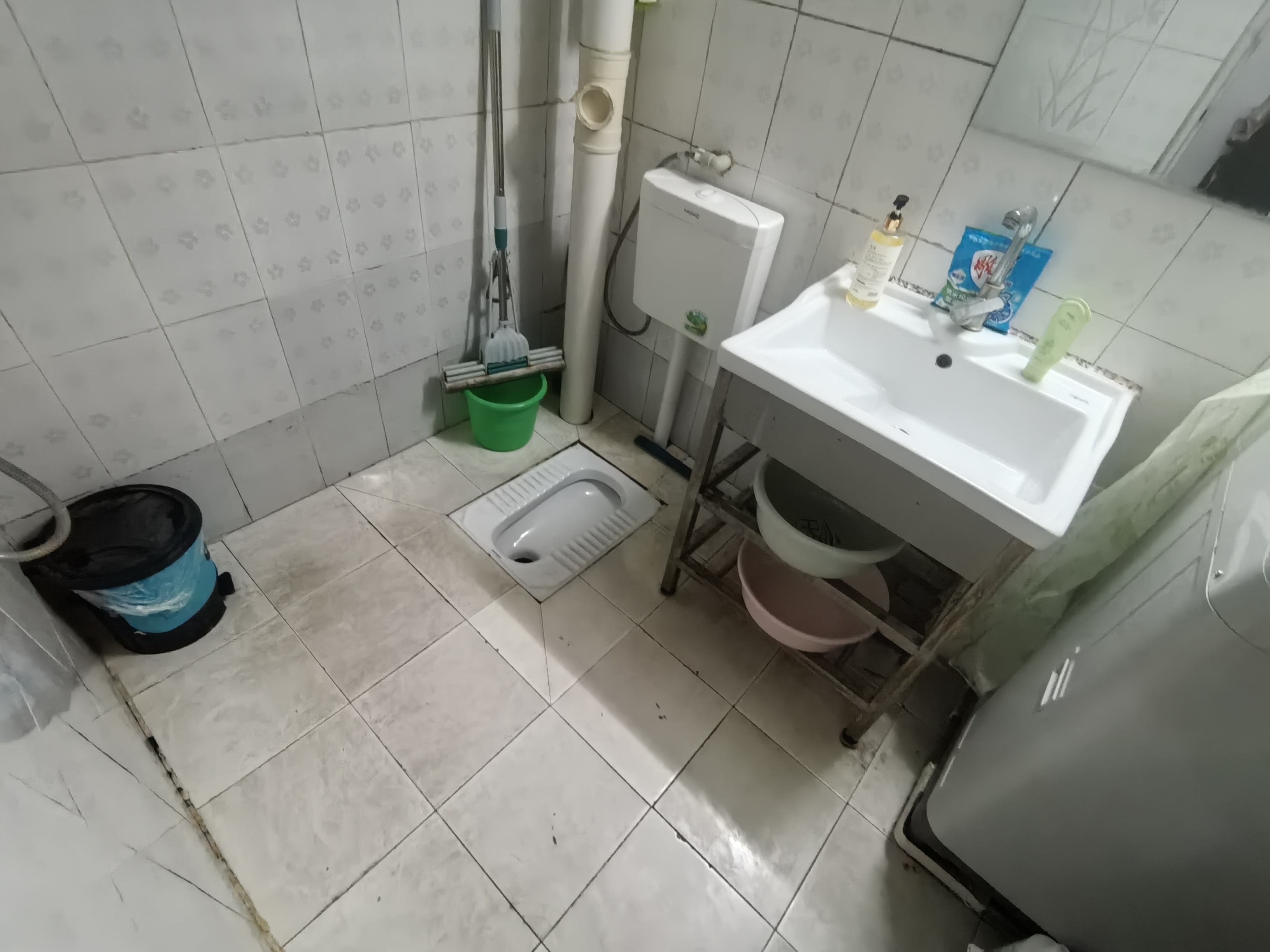绵阳城南春天，4室2厅1卫，115.00㎡，普装，租金700.00元/月 绵阳二手房