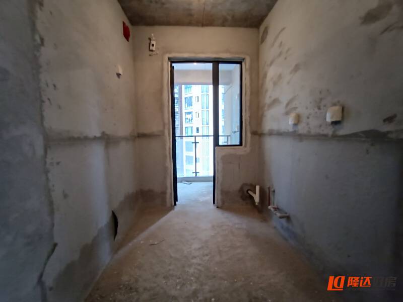 绵阳七中 绵阳涪城清水3房双卫 税少诚心出售，楼层好 绵阳二手房