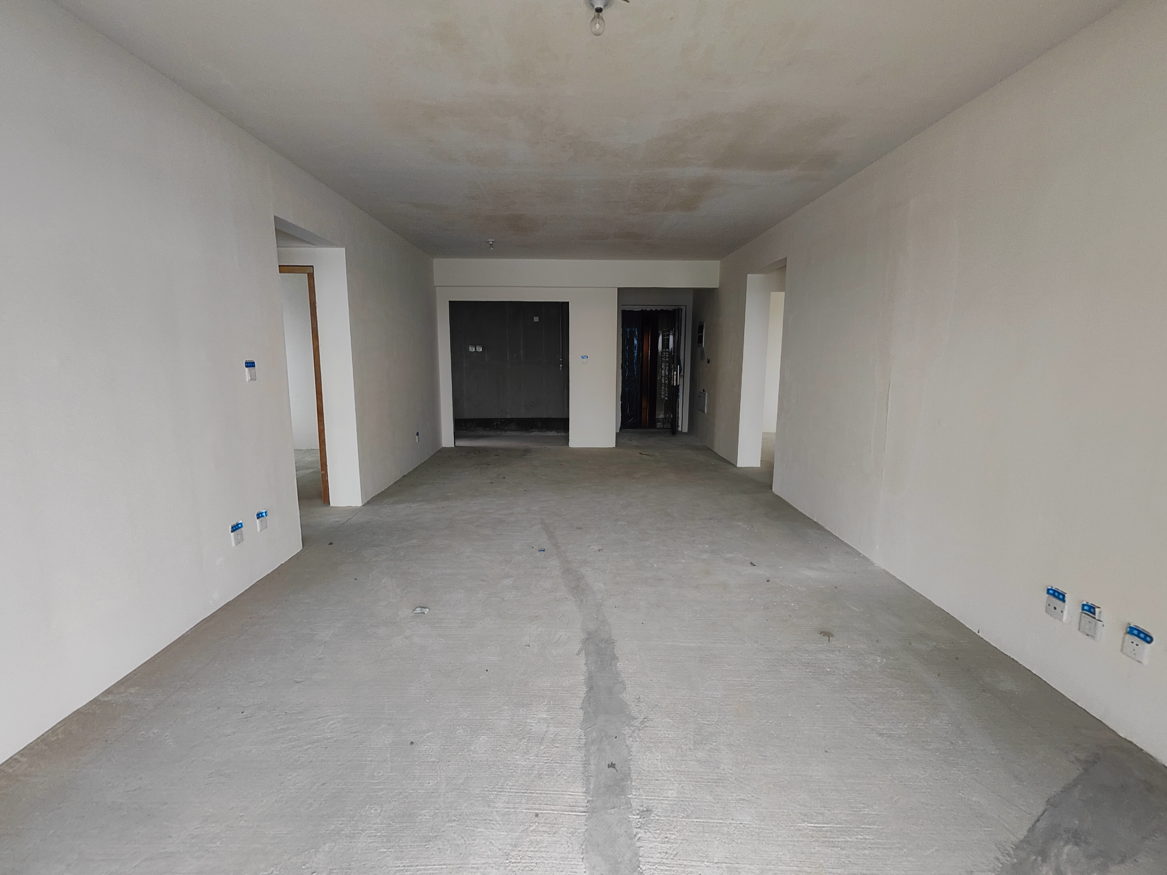 绵阳全景江景房 | 卖一套少一套 | 稀缺130多平的四叶草户型 | 万达三江启航 | 实景现房 绵阳二手房