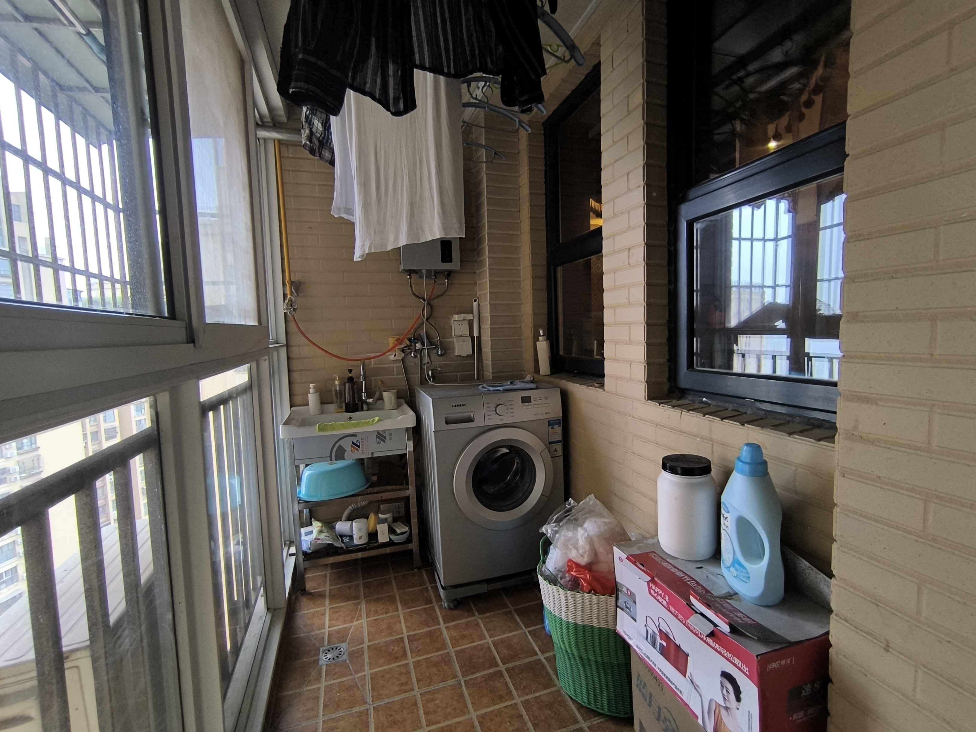 绵阳东原香屿，4室2厅2卫，113.90㎡，精装，租金2700.00元/月 绵阳二手房