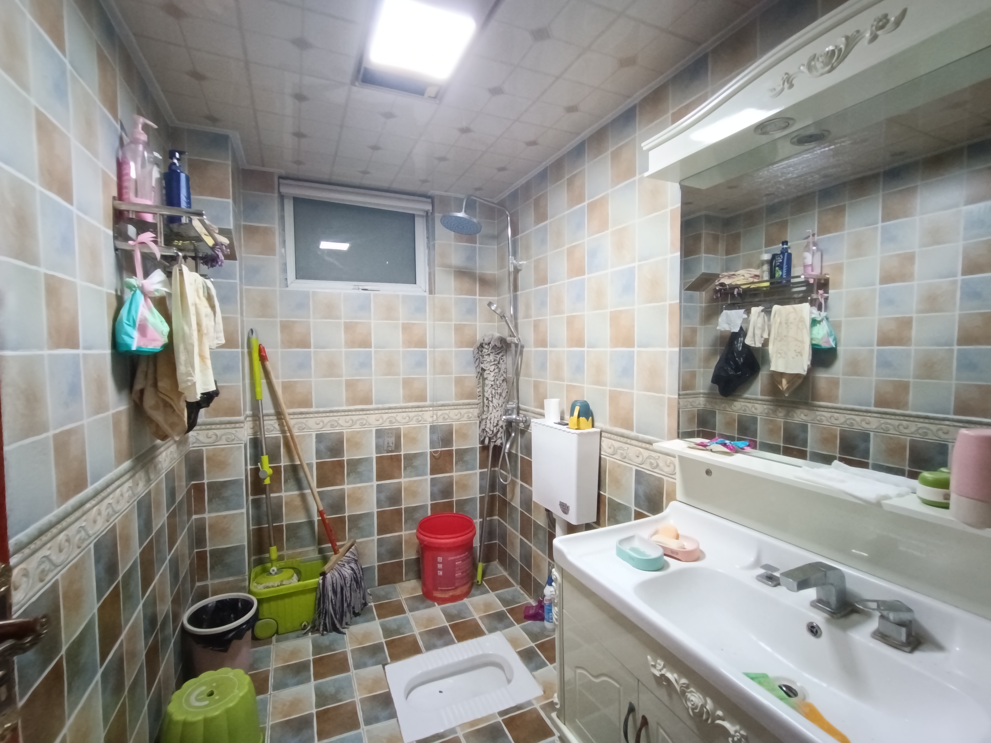 绵阳嘉来涪滨印象，4室2厅2卫，158.00㎡，普装，售价115.00万 绵阳二手房