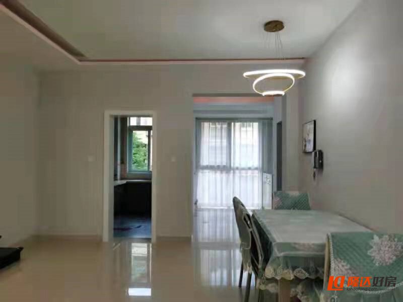 绵阳东辰阳光清华B区，3室2厅2卫，135.00㎡，精装，租金1800元/月 绵阳二手房
