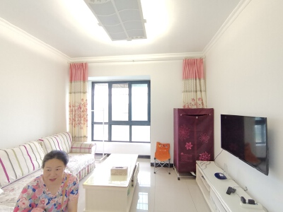 城南春天，2室1厅1卫，70㎡，普装，租金1416元/月