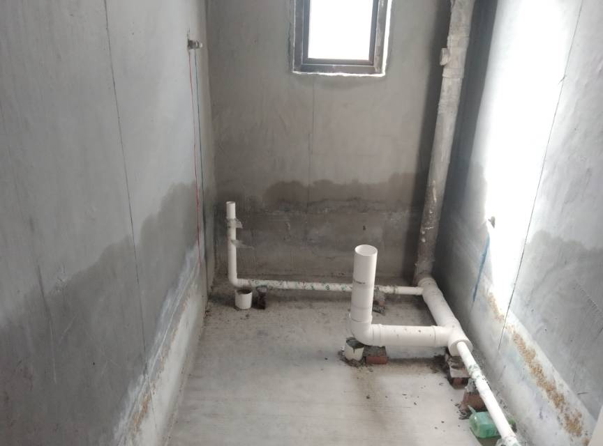 绵阳聚贤山庄，2室2厅2卫，113.00㎡，毛坯，售价75.00万 绵阳二手房