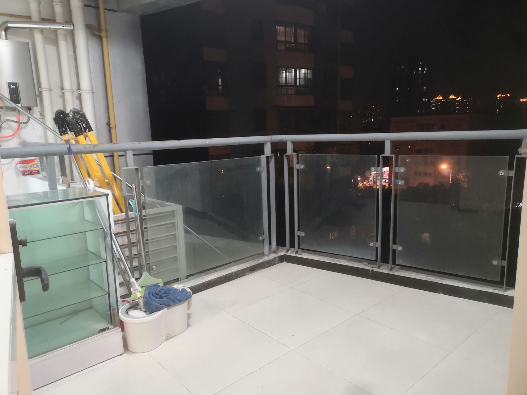绵阳图书馆片区 东方华尔街两房1600元/月 绵阳租房