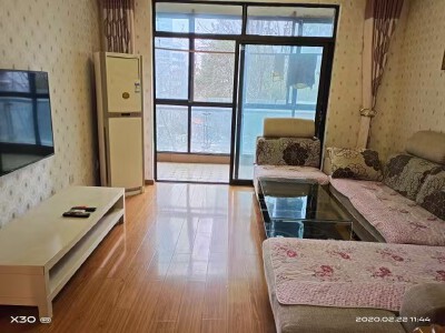 阳光曼哈顿(二期)，2室2厅1卫，79.00㎡，精装，租金1500元/月