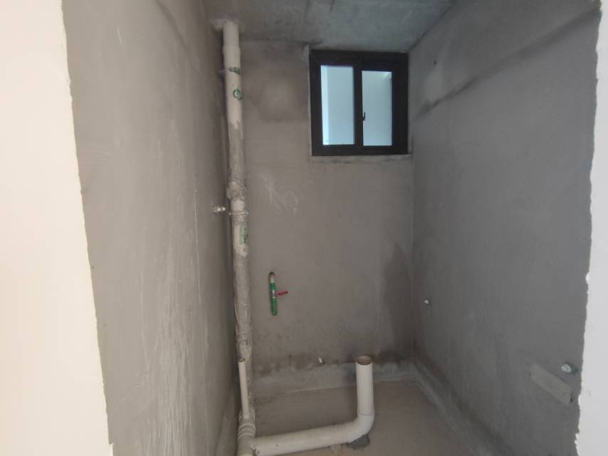 绵阳聚贤山庄，3室2厅2卫，120㎡，毛坯，售价89.5万 绵阳二手房