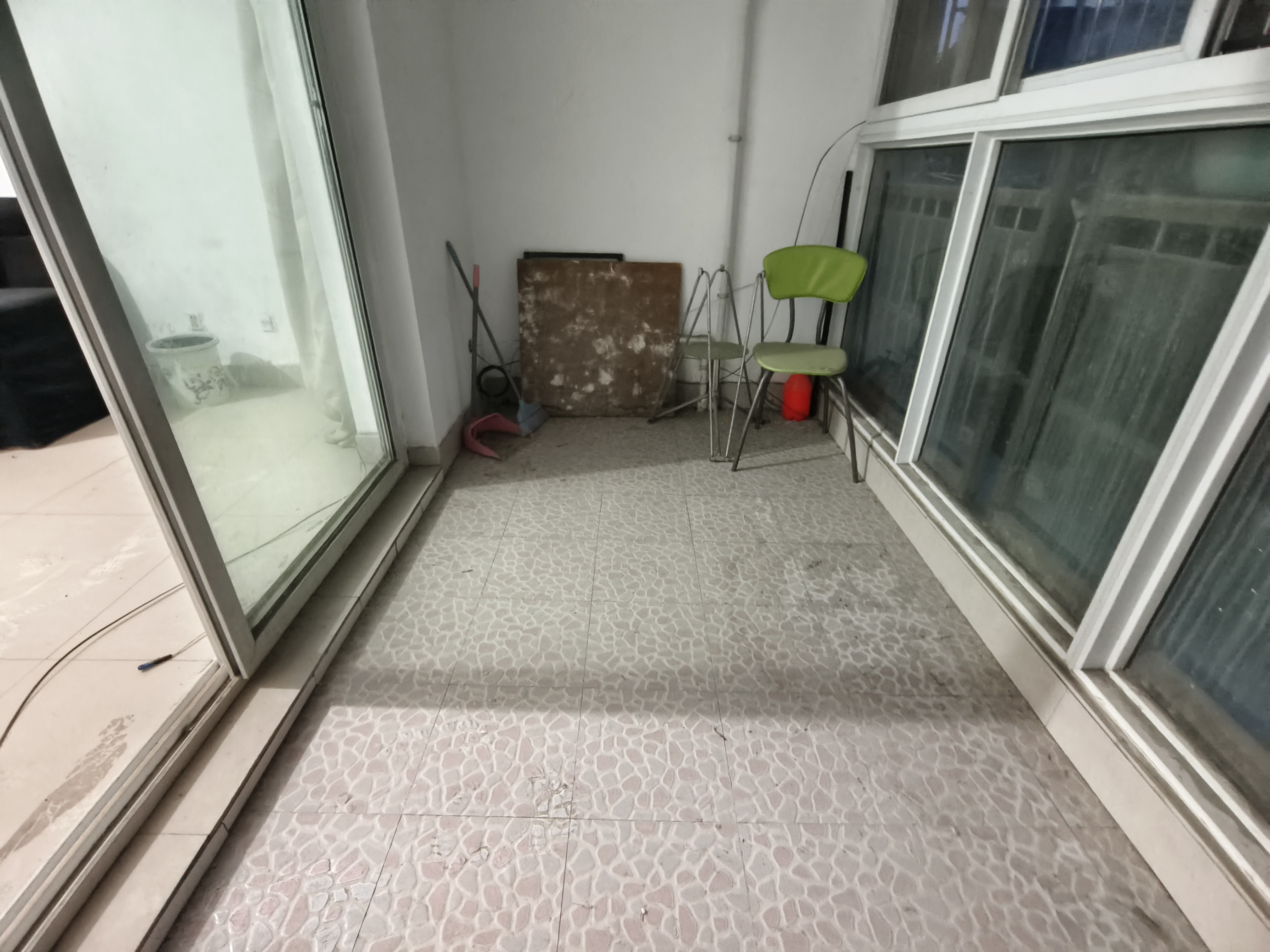 绵阳塘汛片区 自由心岸三房900元/月 绵阳二手房