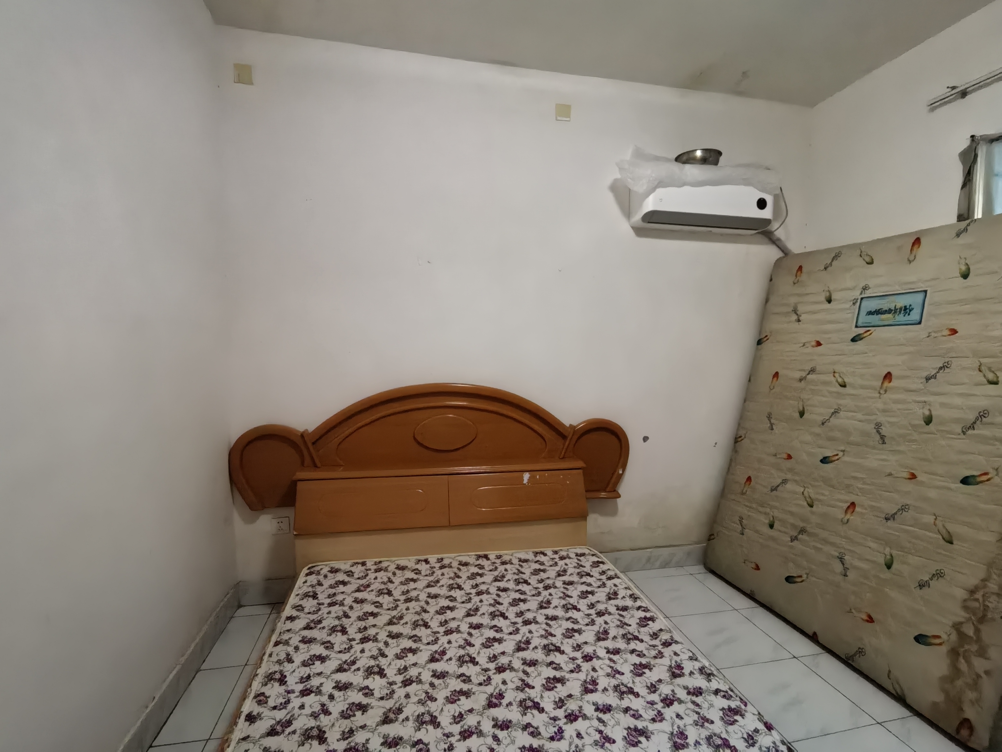绵阳御娟巷9号商住楼，3室2厅2卫，70㎡，普装，租金700元/月 绵阳租房