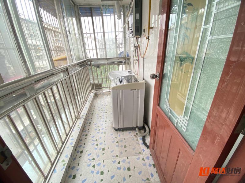 绵阳经开区 凯瑞雅居2房900元/月 绵阳租房