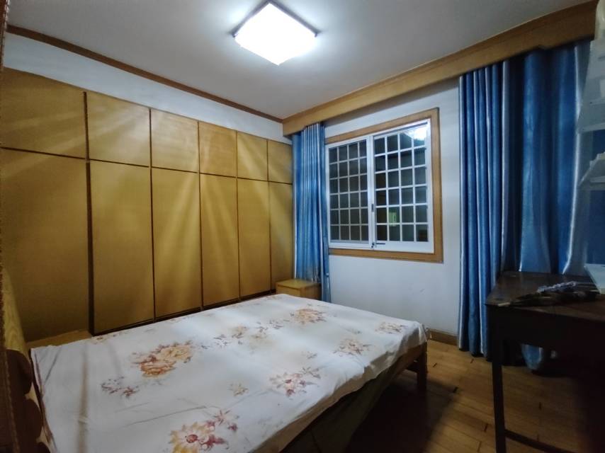 绵阳新康花园B区，2室2厅1卫，80㎡，租金800元/月 绵阳租房