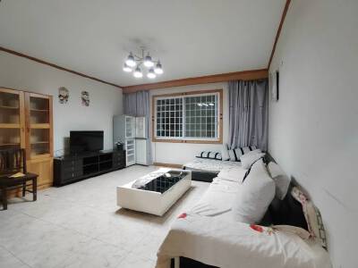 新康花园B区，2室2厅1卫，80㎡，租金800元/月