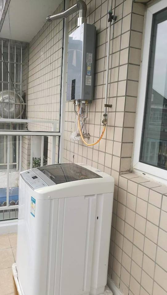 绵阳建设街18号院，3室2厅2卫，135㎡，租金1500元/月 绵阳租房