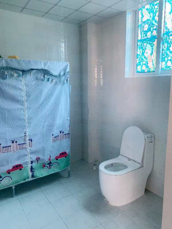绵阳建设街18号院，3室2厅2卫，135㎡，租金1500元/月 绵阳租房