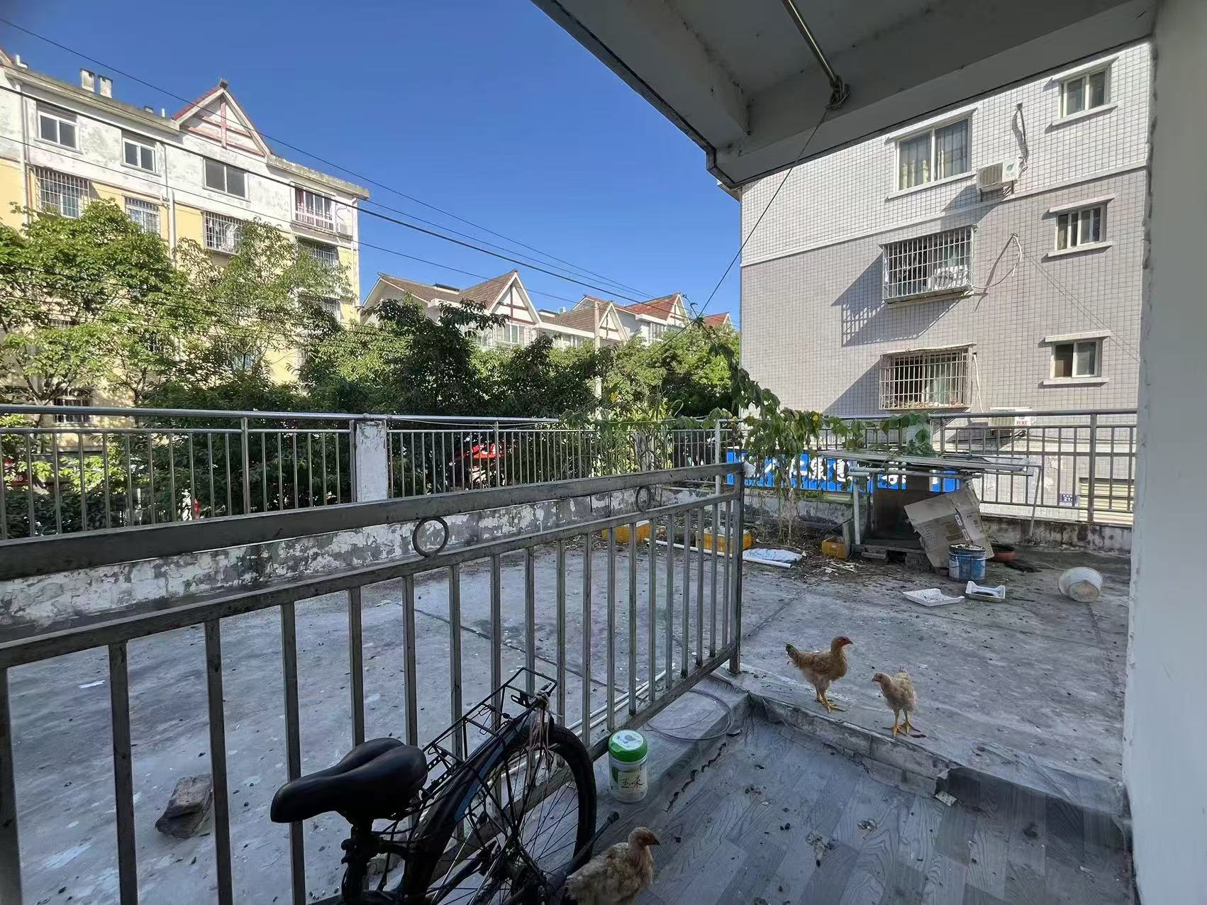 绵阳嘉来板桥小区，3室2厅2卫，123㎡，租金1300元/月 绵阳租房