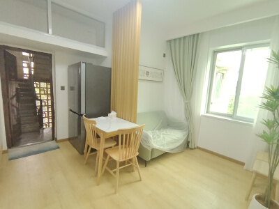 756家属区，2室1厅1卫，54㎡，精装，租金1333元/月