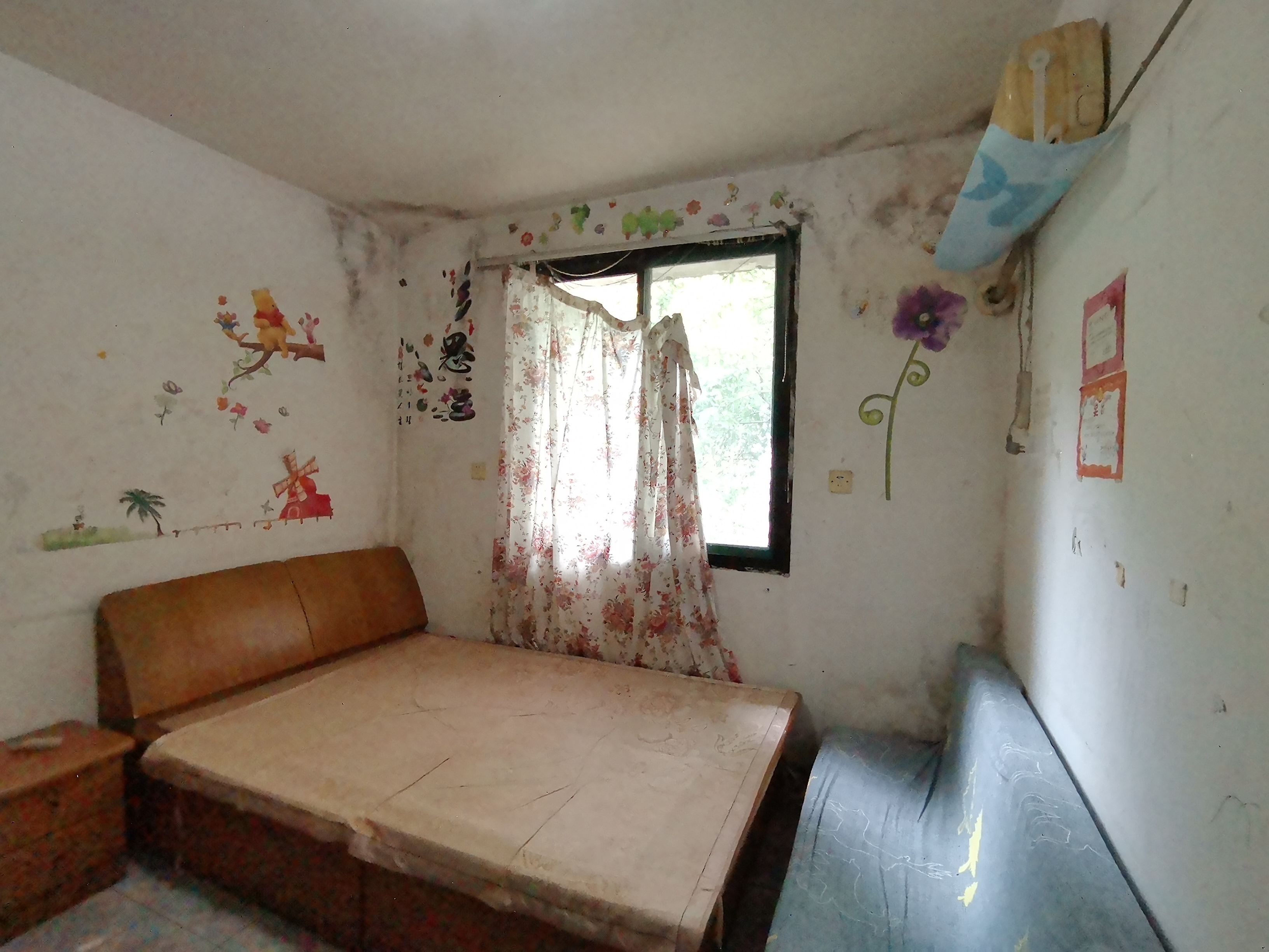 绵阳南山印染厂家属区，2室1厅1卫，56㎡，简装，租金333元/月 绵阳租房