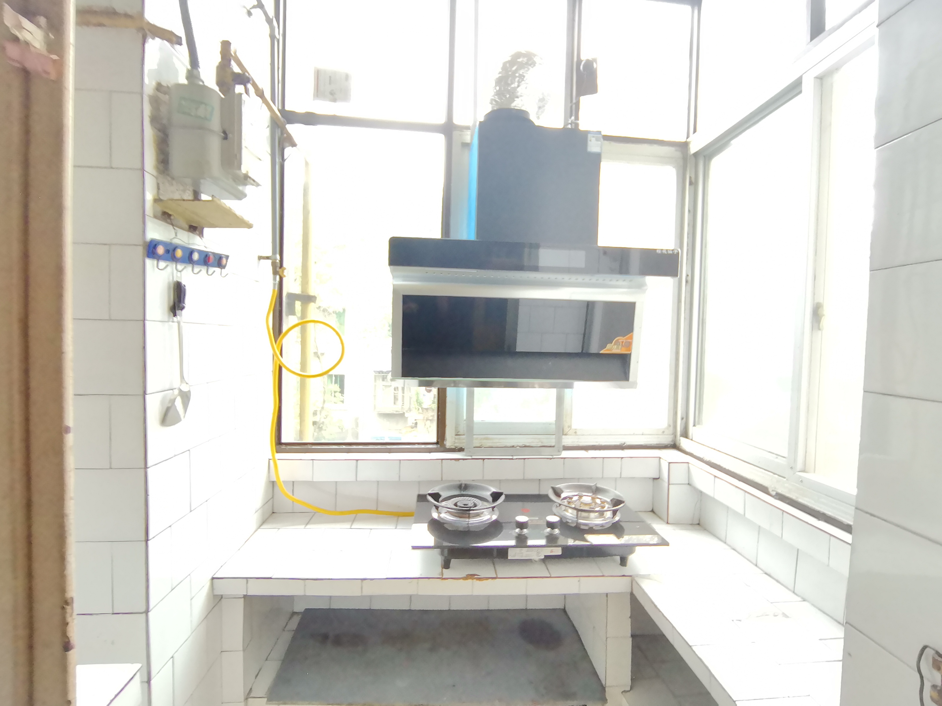 绵阳756家属区，2室1厅1卫，54㎡，精装，租金800元/月 绵阳租房