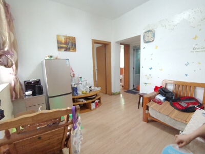 756家属区，2室1厅1卫，54㎡，售价30万