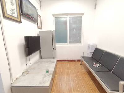 756家属区，2室1厅1卫，54㎡，普装，租金1200元/月