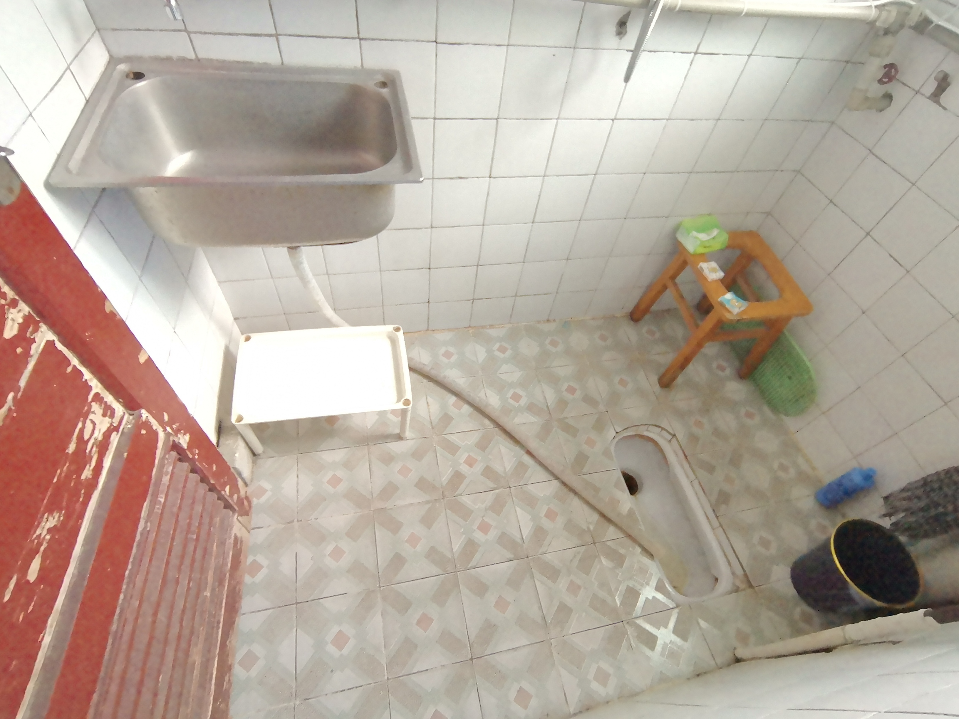 绵阳756家属区，2室2厅1卫，70.00㎡，普装，租金1100.00元/月 绵阳租房