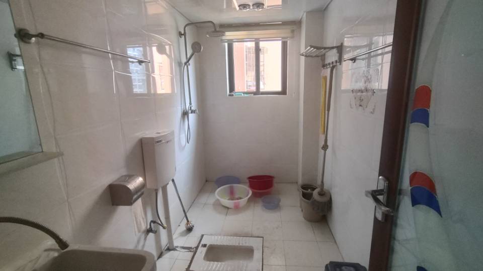 绵阳树高卡地亚A区，3室2厅2卫，100㎡，租金1800元/月 绵阳租房