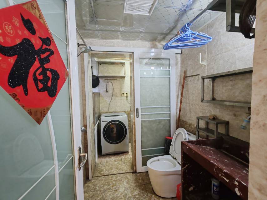 绵阳富临东方广场，1室1厅1卫，57.30㎡，普装，租金1600元/月 绵阳租房
