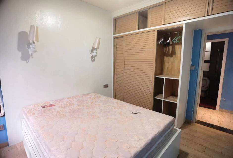 绵阳万达公馆，2室1厅1卫，72.00㎡，租金1700.00元/月 绵阳租房