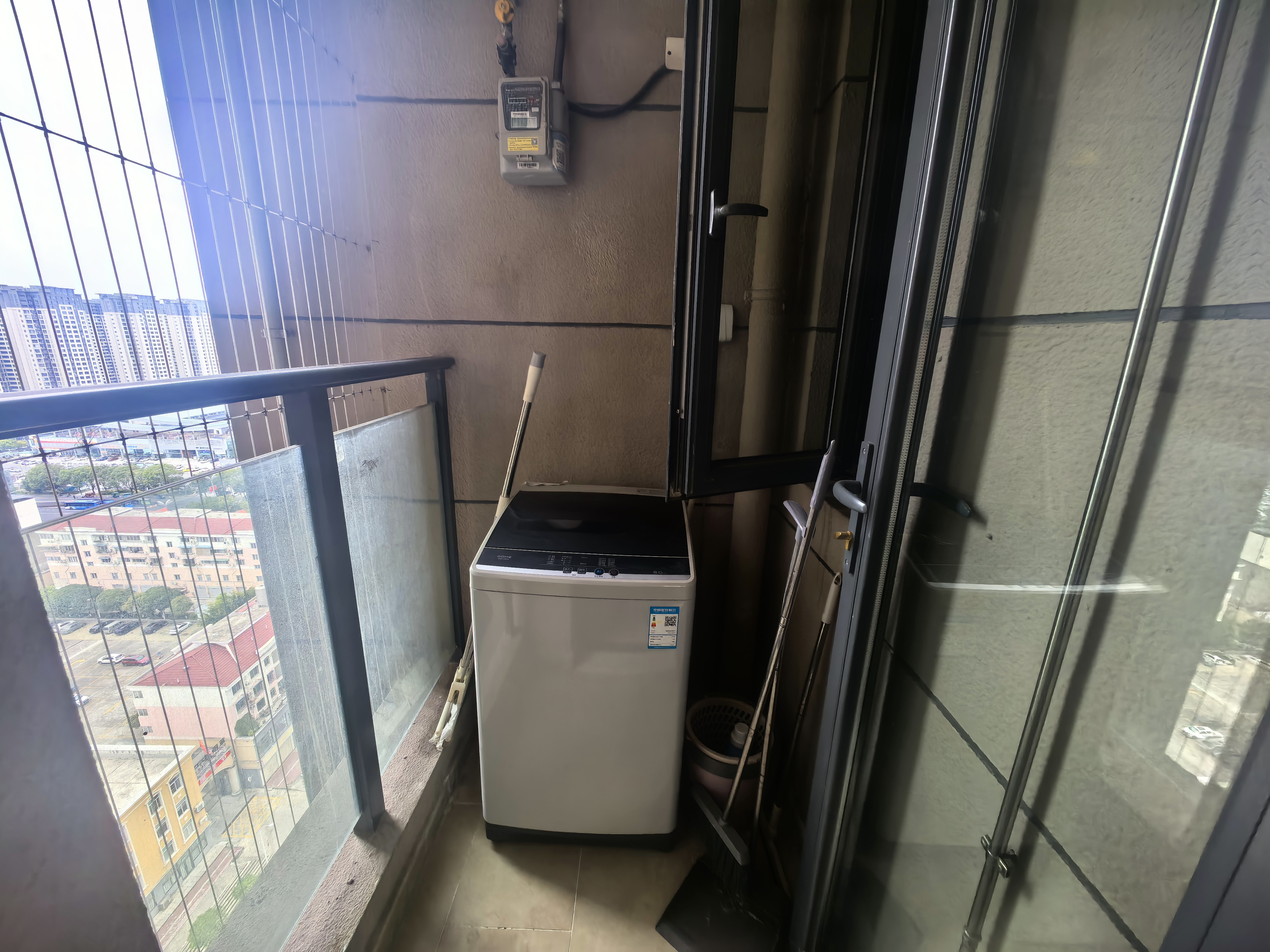 绵阳经开区 恒大翡翠华庭3房2800元/月 绵阳租房