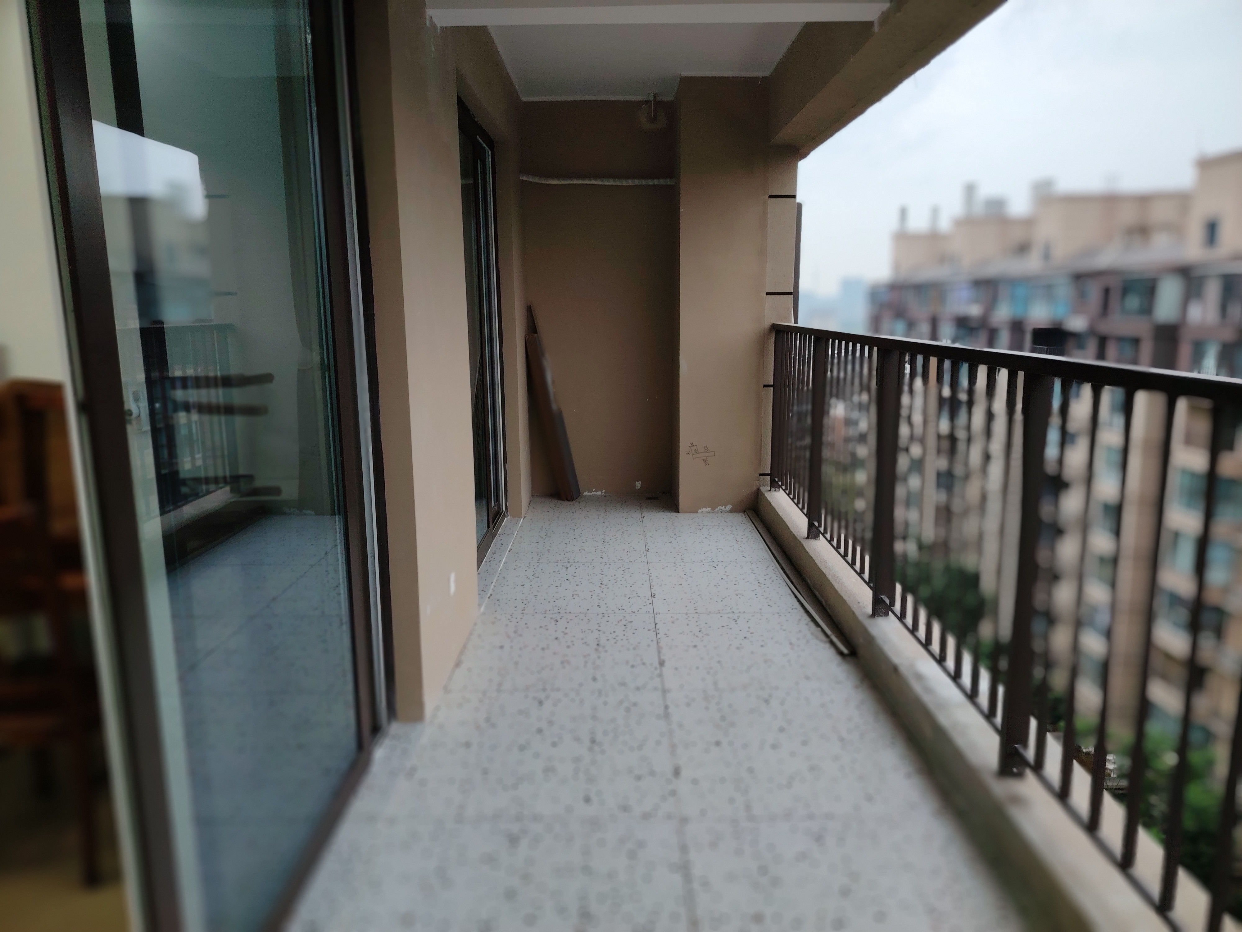 绵阳中梁御府，4室2厅2卫，120㎡，精装，租金2000.00元/月 绵阳租房