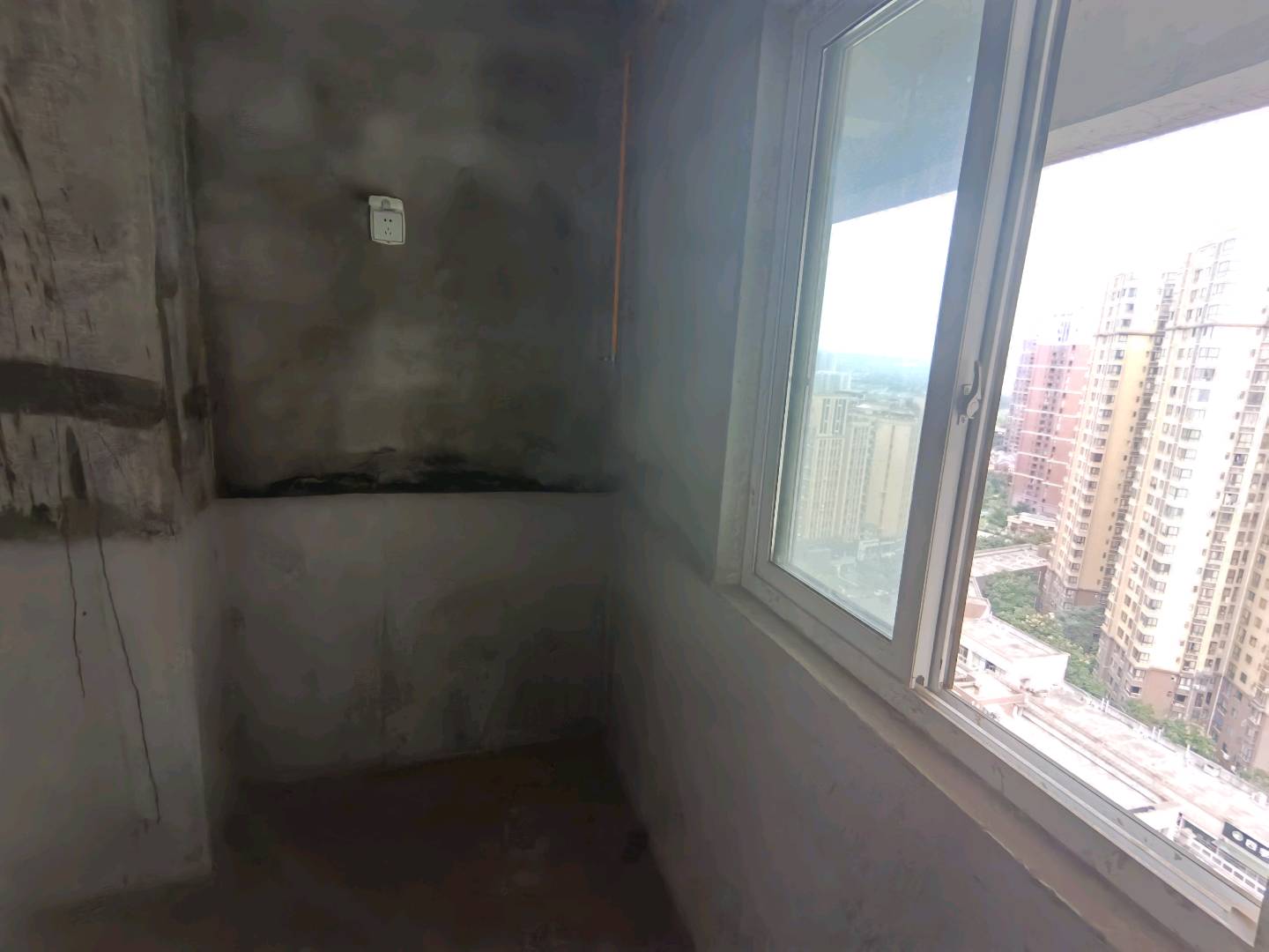 绵阳安州区 欧洲花园 清水大四室 看房方便 绵阳二手房