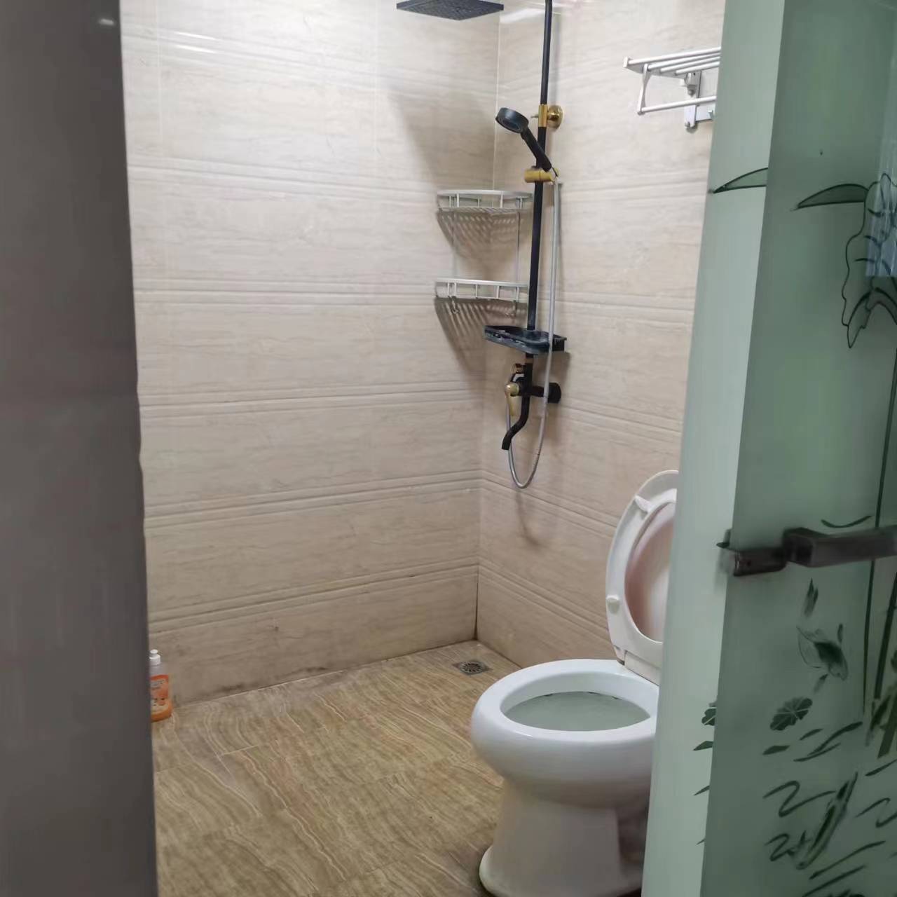 绵阳美乐城市之星，2室1厅1卫，75㎡，租金1600元/月 绵阳租房